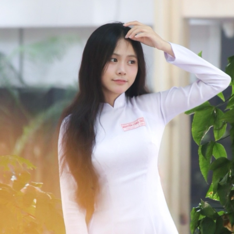 Nguyễn Thị Hoàng Ngân